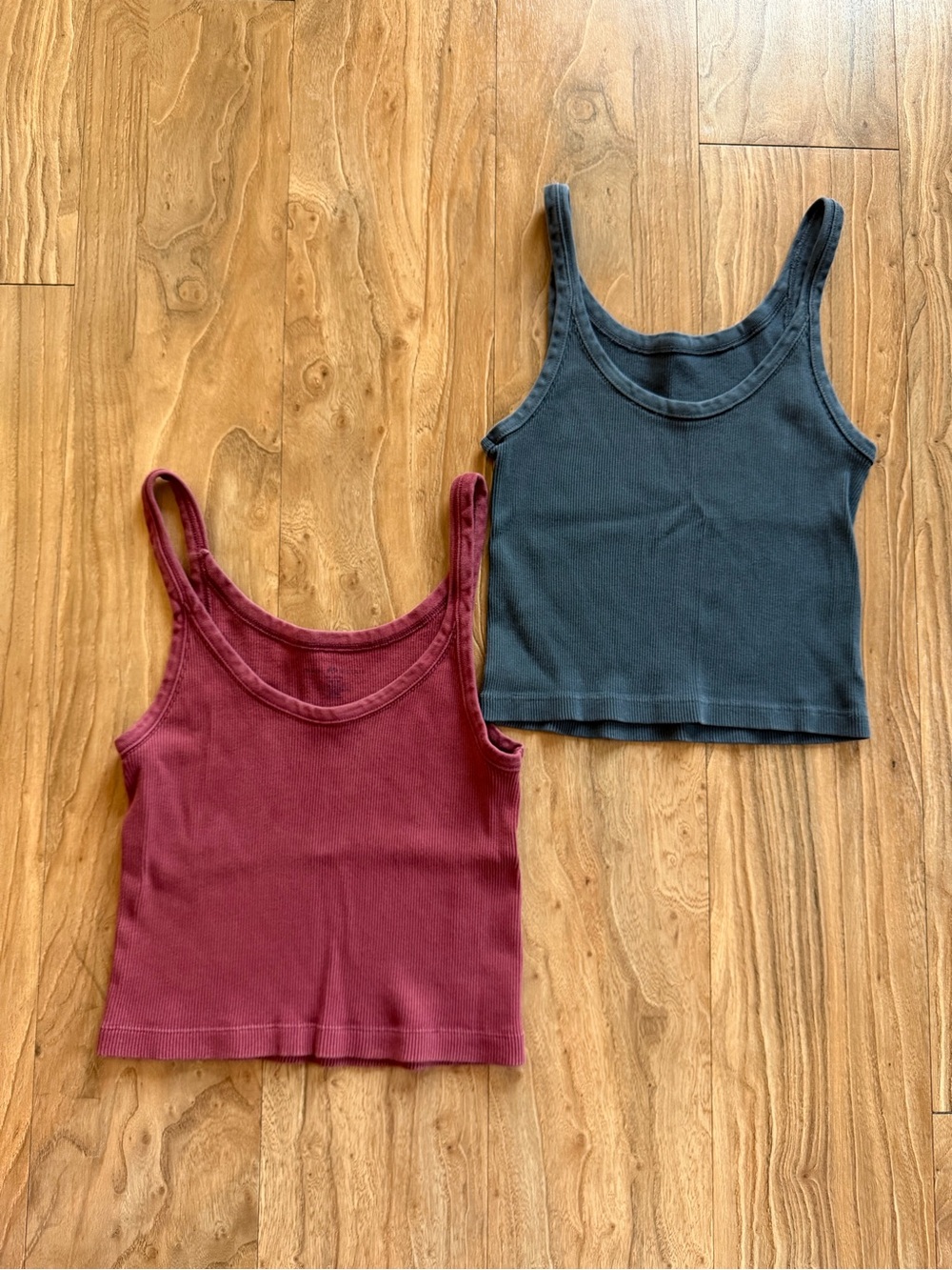 Brandy Melville beyonca tank top bundle
